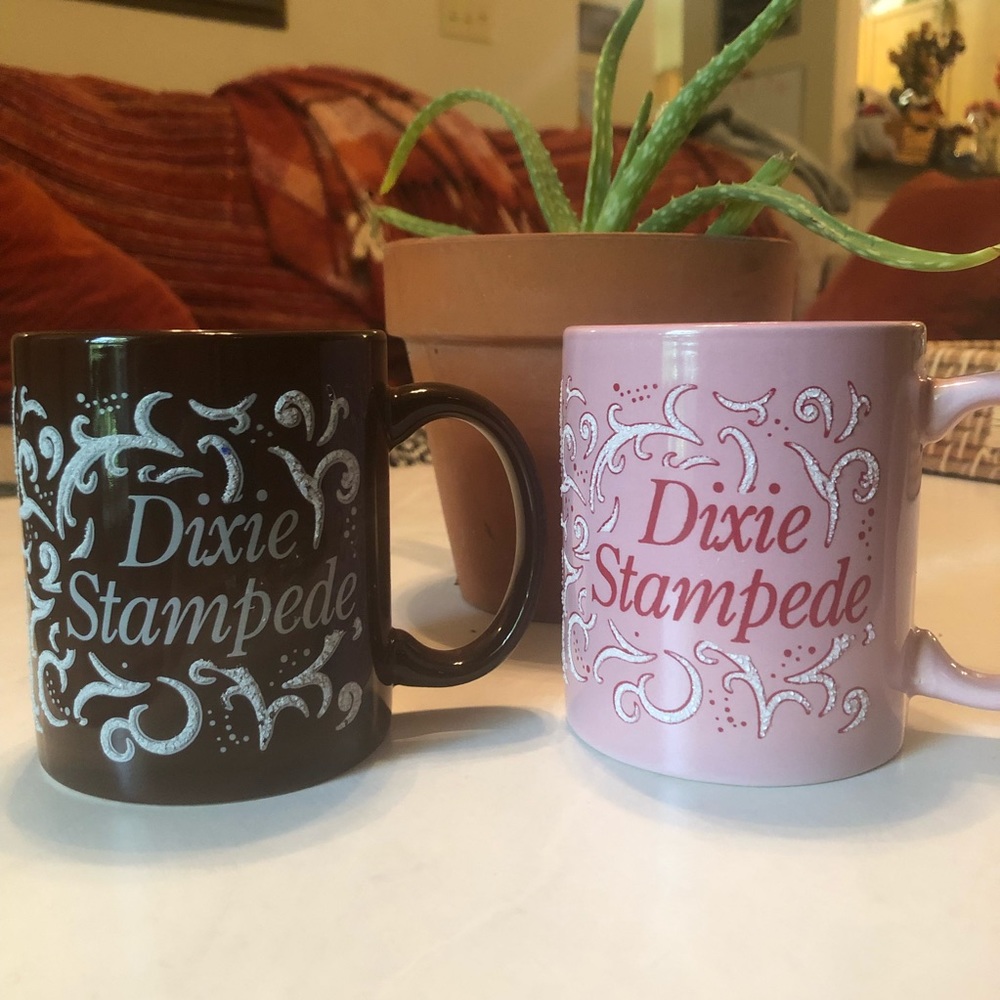 Vintage Dixie Stampede coffee mugs